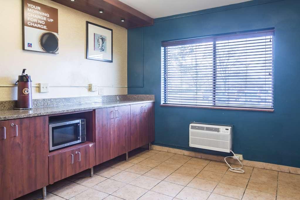 Motel 6-Madison, Wi - East Интериор снимка