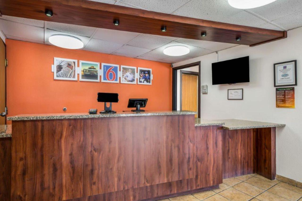 Motel 6-Madison, Wi - East Екстериор снимка